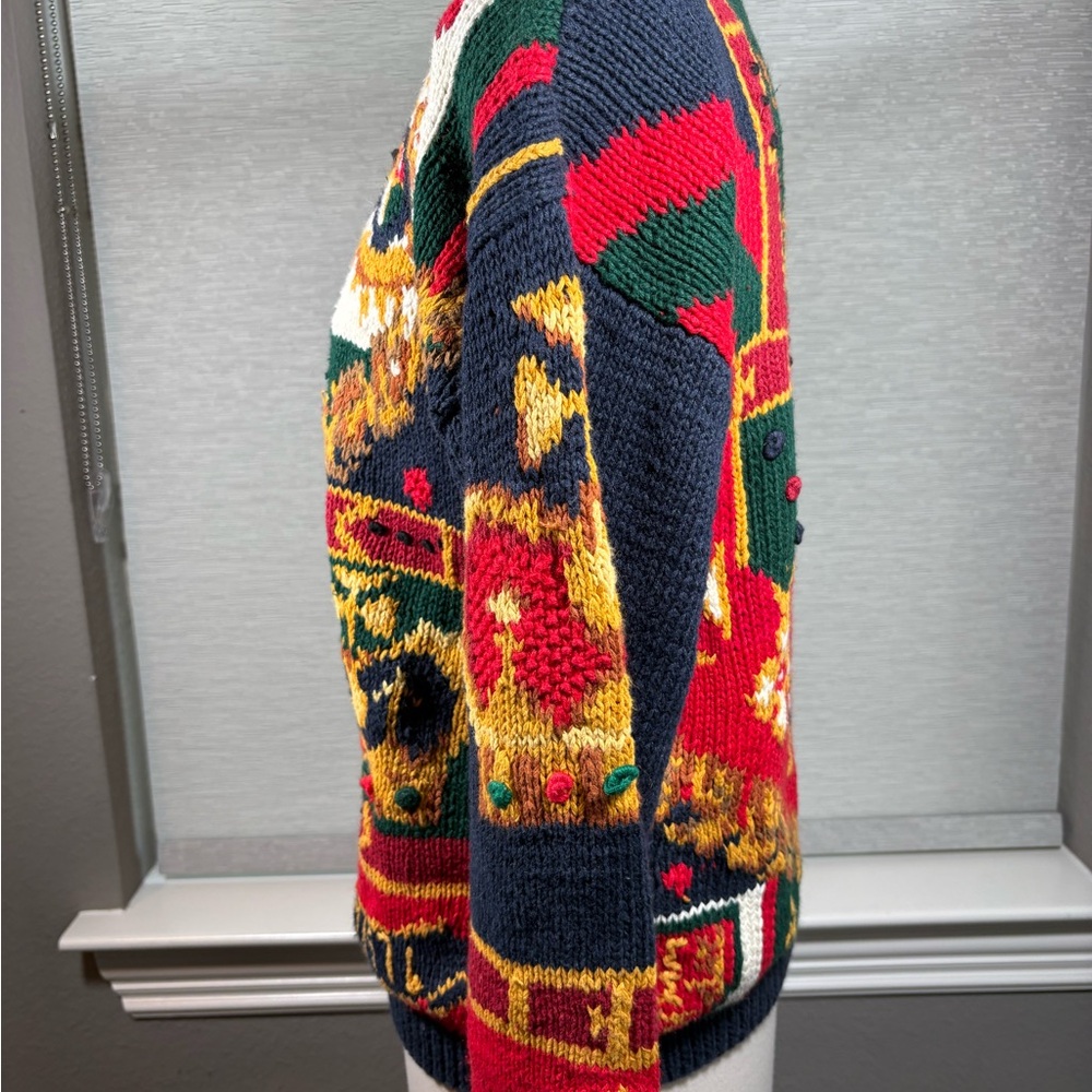 90’s The Eagle’s Eye Vintage Royalty Crow Navy and Red Cardigan - Picture 4 of 6